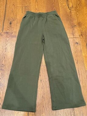 Zenana Fleece Olive Green Wide Leg Sweatpants Medium